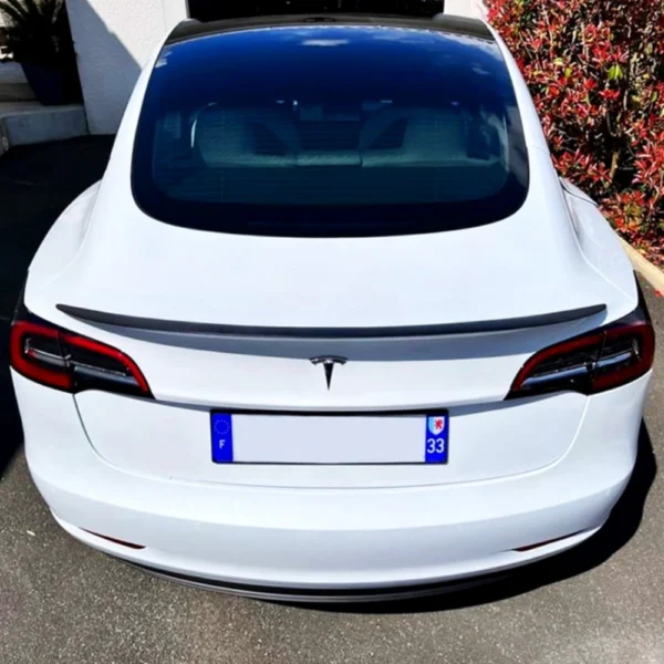 Karbon Spoiler Til Tesla Model 3 Performance & Model 3 Highland